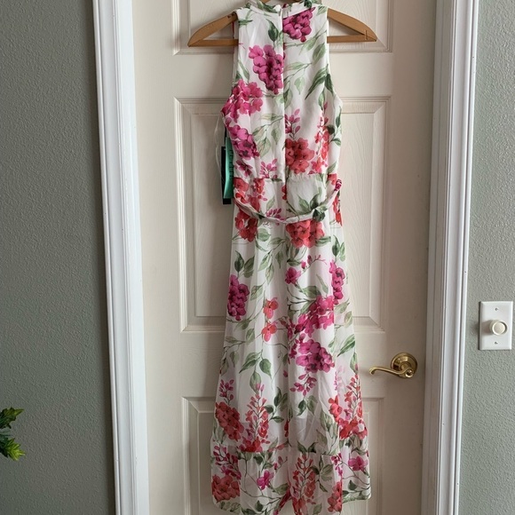 Ryan Michelle Floral Sleeveless V-Neck Style Dress Size PS - Picture 16 of 17